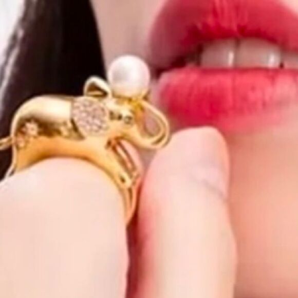 NWT New Kate Spade NY Gold w/Pearl Winter Carnival Elephant Ring 7 Good Luck - Picture 1 of 9